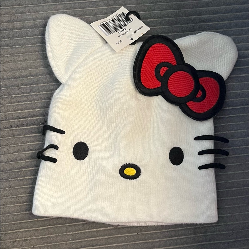 Hello Kitty Beanie
